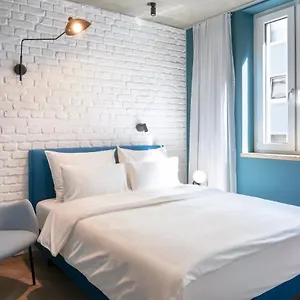 Hotel Urban Loft, Kolonia