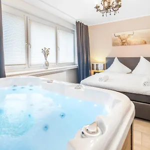 Urban Retreat - Whirpool - Lage Köln